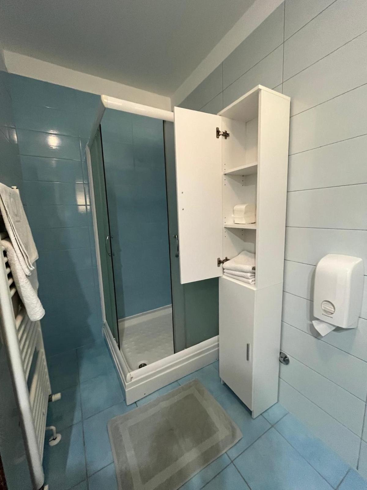 Ana Guest house